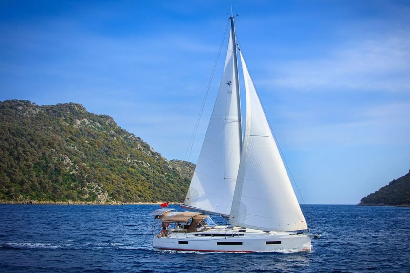 Kas Voilier Cabine 4  Couchettes 8  Invités 8  13.39 m Numéro de l'annonce: #11067 4