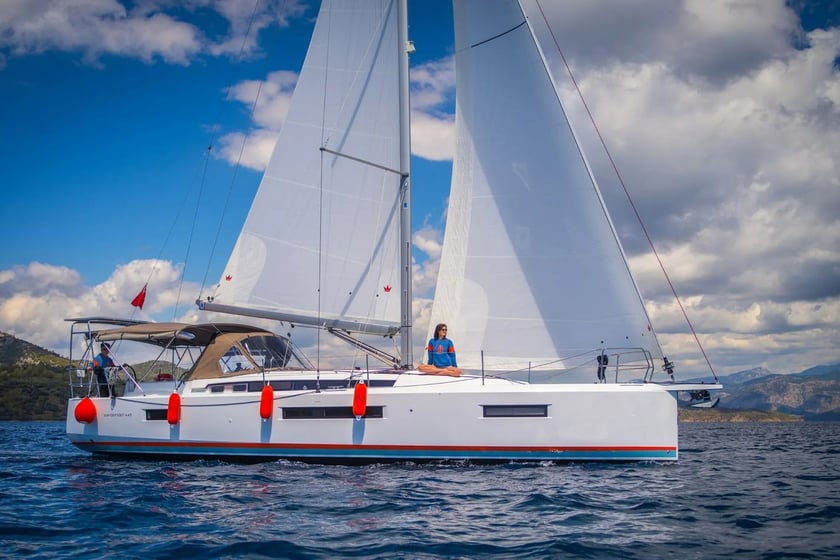 Kas Voilier Cabine 4  Couchettes 8  Invités 8  13.39 m Numéro de l'annonce: #11067