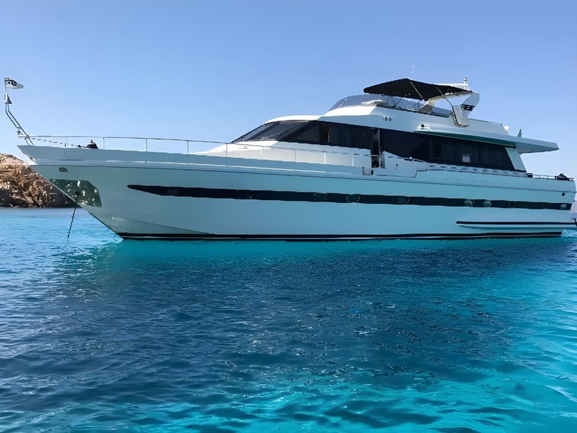 Portisco Motor Yacht 3 cabin 6 berths 6 guests 23 m Listing Number: #11074 3