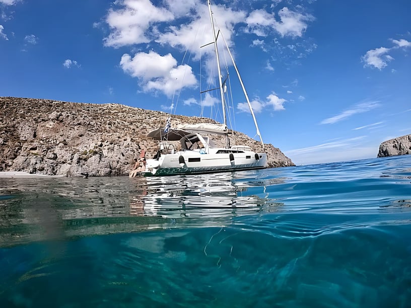 Rhodes Sailboat 3 cabin 8 berths 8 guests 11.97 m Listing Number: #11122 3