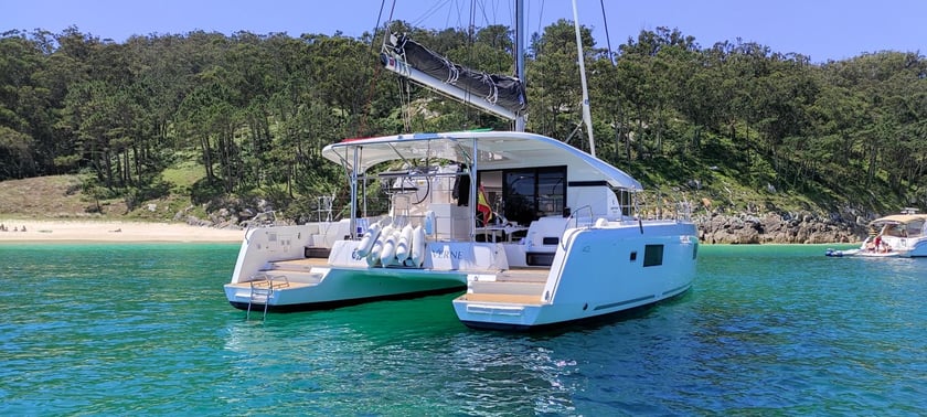 Baiona Catamaran Cabine 4  Couchettes 8  Invités 12  12.8 m Numéro de l'annonce: #11137 4