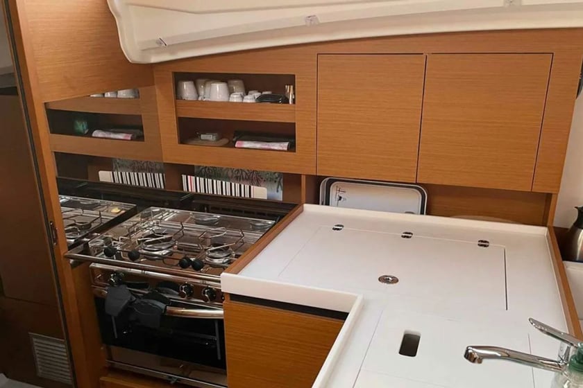 Bodrum Voilier Cabine 3  Couchettes 7  Invités 7  11.75 m Numéro de l'annonce: #11206 4