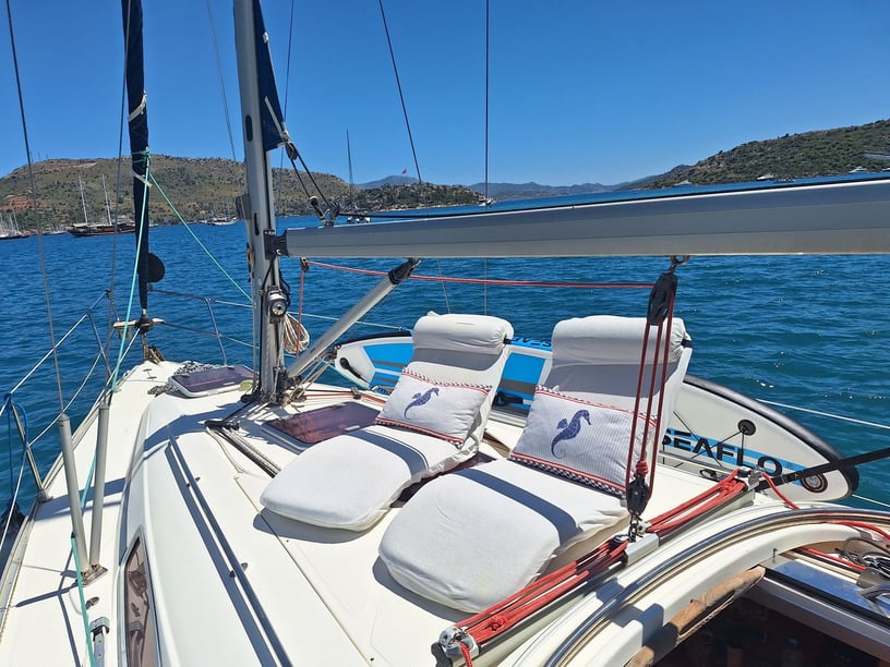 Bozburun Sailboat 2 cabin 4 berths 4 guests 9.76 m Listing Number: #11225 5