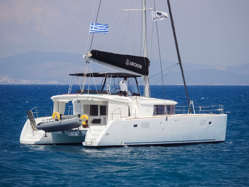 Rhodes Catamaran Cabine 6  Couchettes 12  Invités 12  13.96 m Numéro de l'annonce: #11264 4