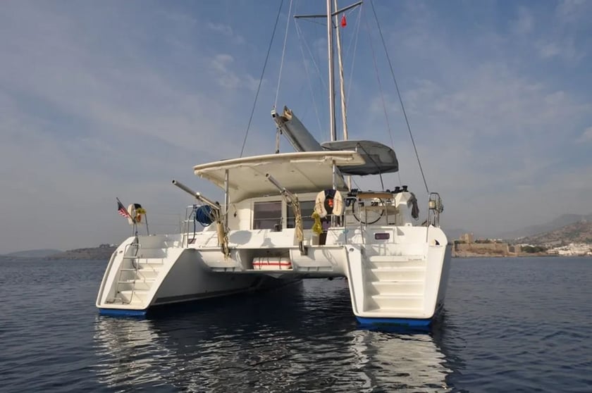 Bodrum Catamaran Cabine 5  8  slaapplaatsen 8  gasten 12.61 m Lijstnummer: #11271