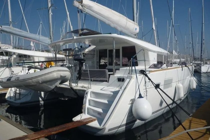 Bodrum Catamaran Cabine 4  8  slaapplaatsen 8  gasten 12 m Lijstnummer: #11357 2