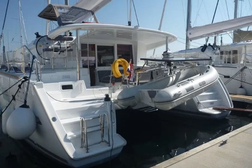 Bodrum Catamaran Cabine 4  8  slaapplaatsen 8  gasten 12 m Lijstnummer: #11357