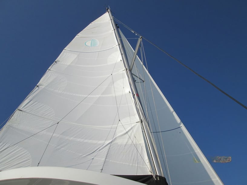 Athens Catamaran 6 cabin 12 berths 12 guests 12.8 m Listing Number: #11374 2