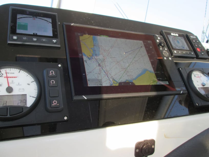 Athens Catamaran 6 cabin 12 berths 12 guests 12.8 m Listing Number: #11374 5