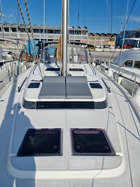 Skiathos Voilier Cabine 4  Couchettes 10  Invités 10  13.7 m Numéro de l'annonce: #11383 3