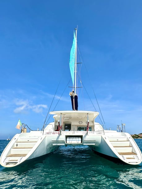 Olbia Catamarán Cabina 4  8  literas 8  invitados 13.61 m Número de anuncio: #1143 4