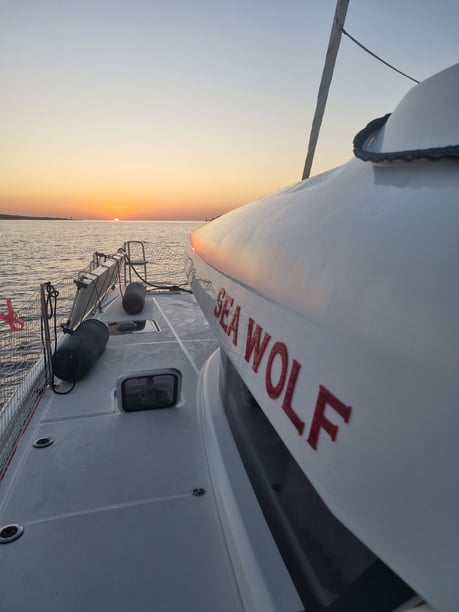 Olbia Catamarán Cabina 6  12  literas 12  invitados 12.94 m Número de anuncio: #1144 3