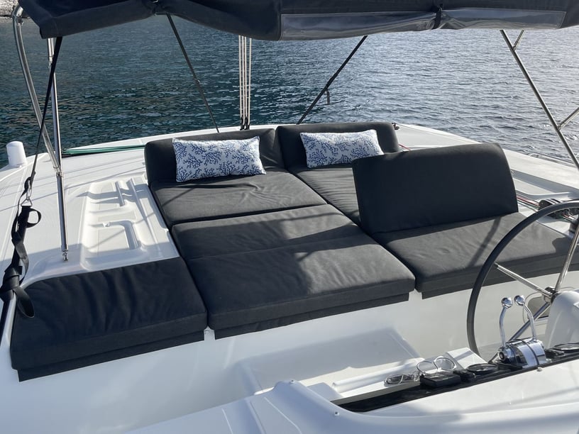 Capo d'Orlando Catamarán Cabina 4  8  literas 8  invitados 13.99 m Número de anuncio: #11469 5