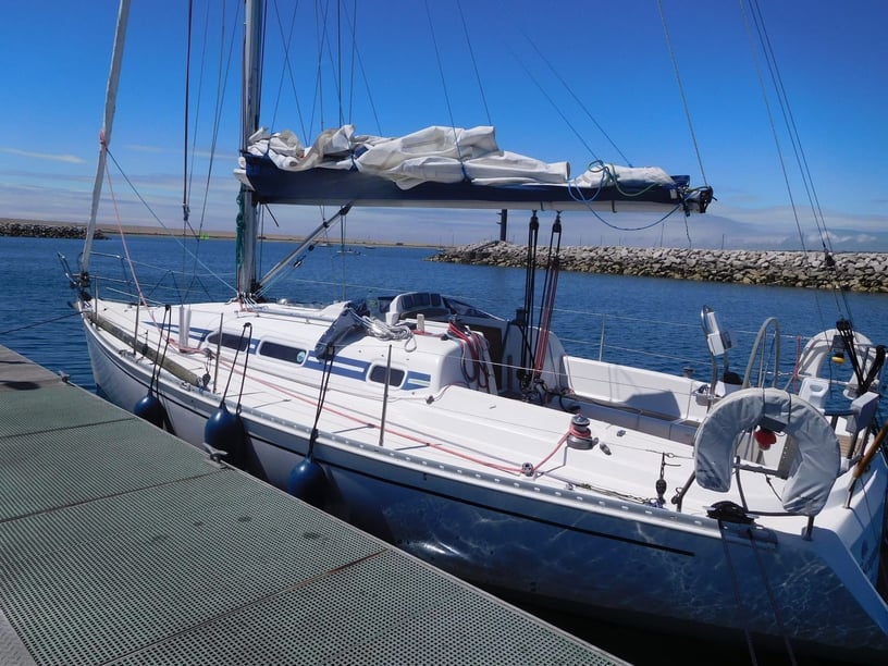 Poole Barca a vela cabina 2  cuccette 6  6  ospiti 10.34 m Numero dell'inserzione: #11520