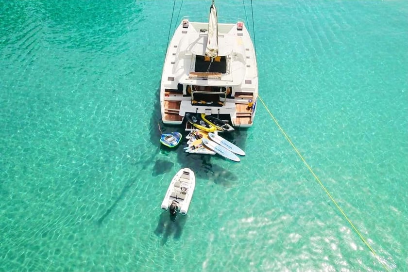 Lefkada Catamaran Cabine 5  10  slaapplaatsen 10  gasten 14.63 m Lijstnummer: #11533 4