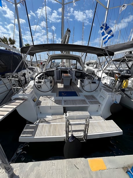 Rhodes Voilier Cabine 4  Couchettes 10  Invités 10  13.5 m Numéro de l'annonce: #11566 3