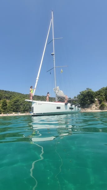 Skopelos Yelkenli 4 kabin Konaklama 6 kişi Seyir 6 kişi 15.94 m İlan No: #11607 5