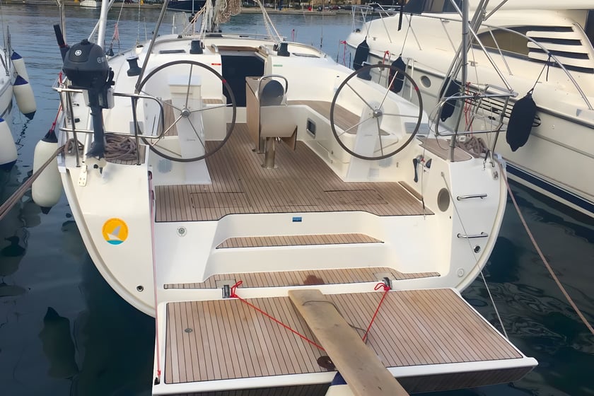 Rhodes Sailboat 4 cabin 8 berths 8 guests 14.27 m Listing Number: #11645
