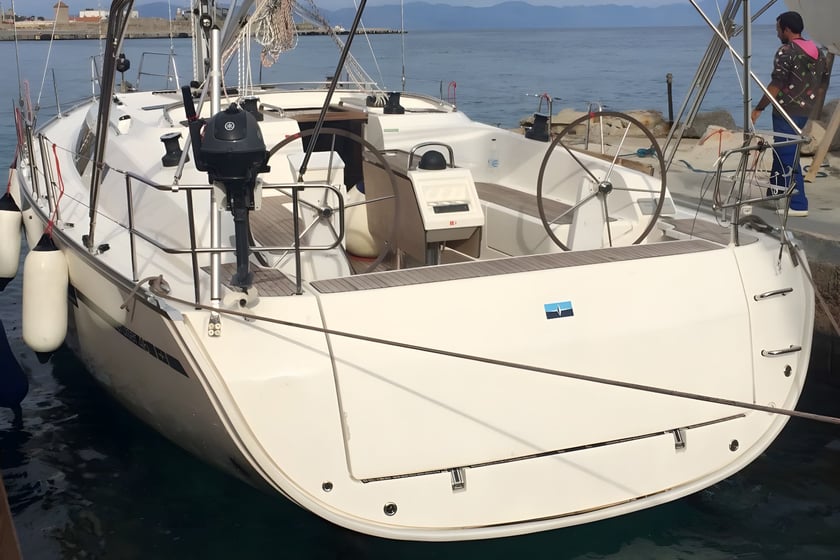 Rhodes Sailboat 4 cabin 8 berths 8 guests 14.27 m Listing Number: #11645 4