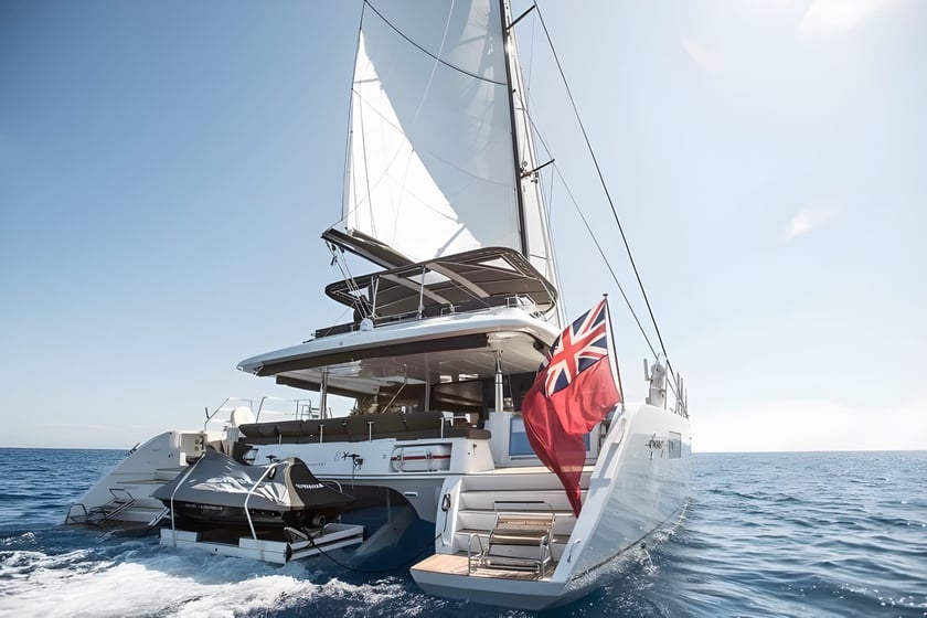 Salerne Catamaran Cabine 4  Couchettes 8  Invités 8  18.9 m Numéro de l'annonce: #11668 3