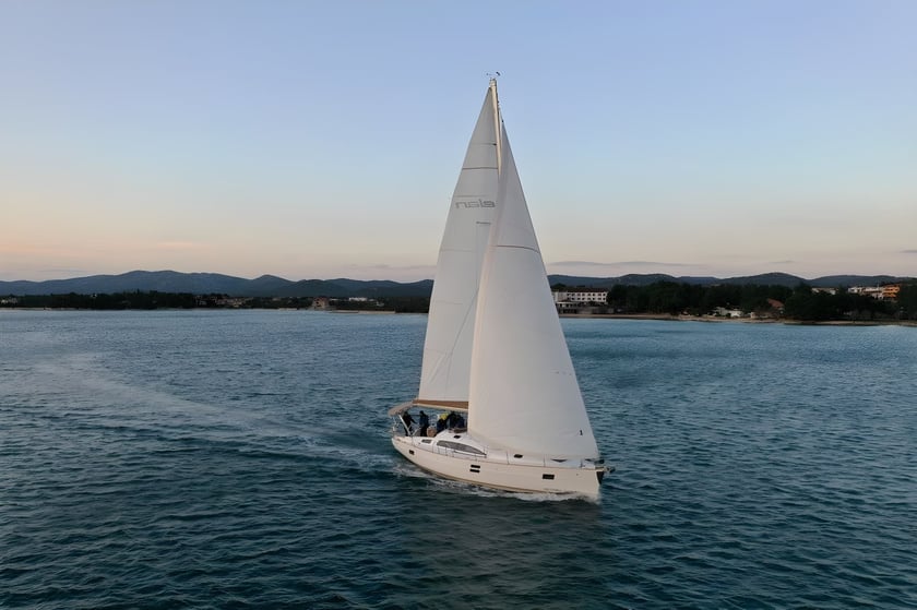 Pirovac Sailboat 4 cabin 10 berths 10 guests 13.85 m Listing Number: #11709 4