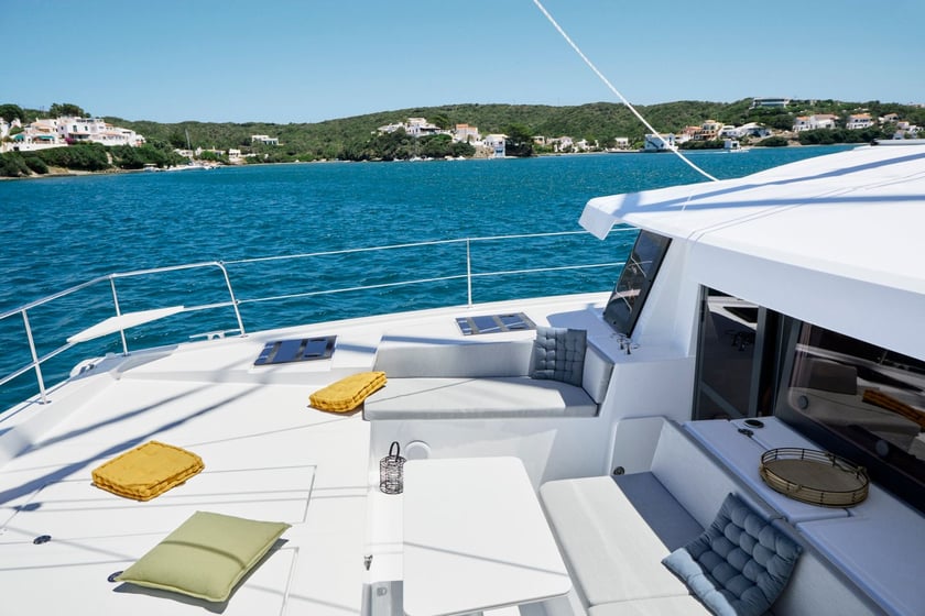 Andratx Catamaran Cabine 4  Couchettes 8  Invités 8  13.5 m Numéro de l'annonce: #11728 3