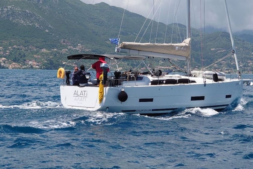 Lefkada Segelboot 3 Kabine 8 Liegeplätze 8 Gäste 12.02 m Nummer des Inserats: #11752