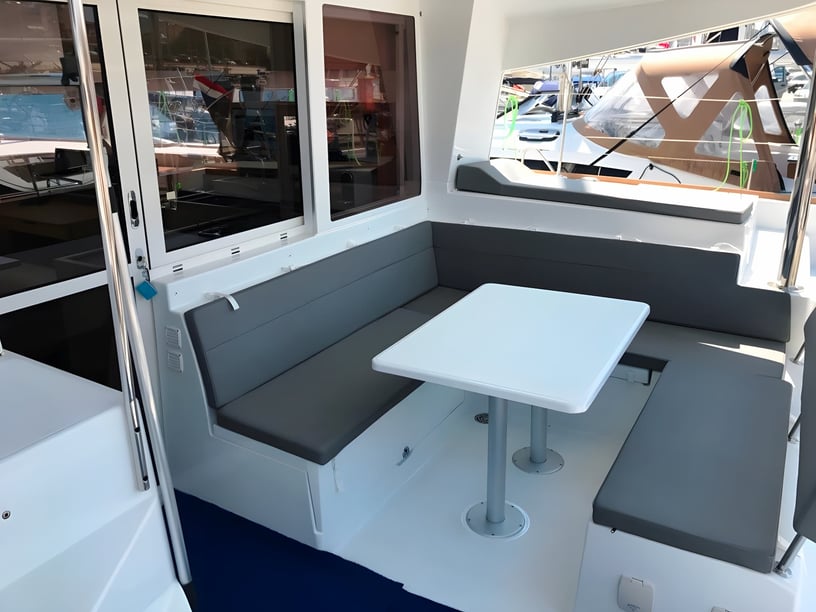 Lavrion Katamaran 6 kabin Konaklama 12 kişi Seyir 12 kişi 11.97 m İlan No: #11814 5