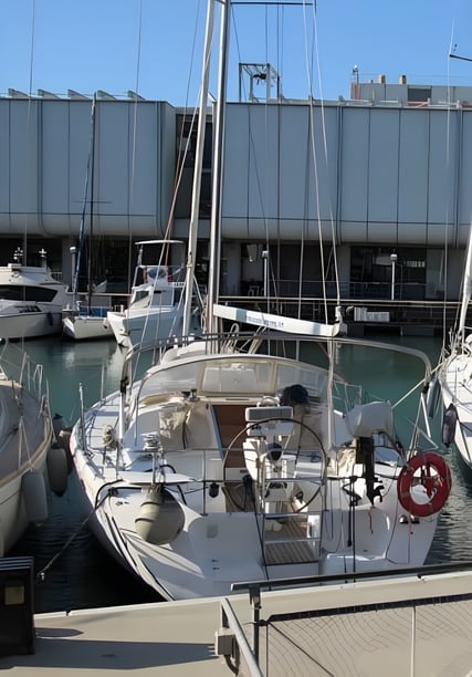 Genua Zeilboot Cabine 4  8  slaapplaatsen 8  gasten 13.16 m Lijstnummer: #11847 4