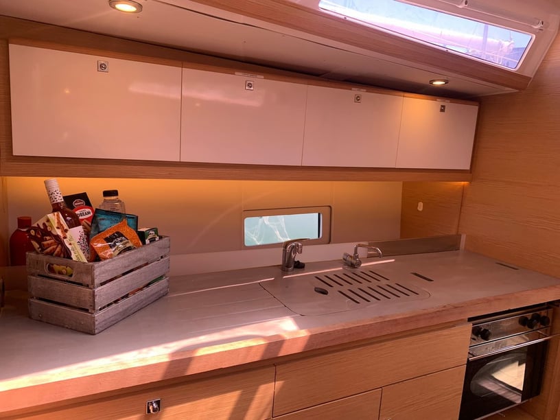 Nydri Sailboat 4 cabin 10 berths 10 guests 12.5 m Listing Number: #11866 5