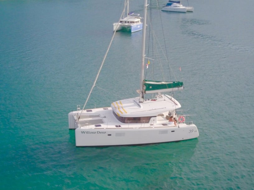 Saint Vincent Catamarano cabina 4  cuccette 8  8  ospiti 11.74 m Numero dell'inserzione: #11869 4