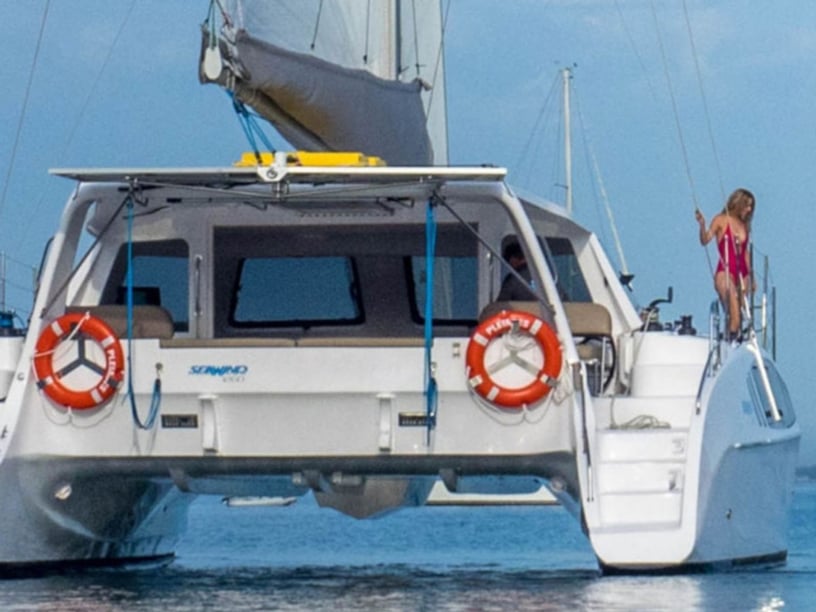 Saint Vincent Catamarano cabina 4  cuccette 8  8  ospiti 12.6 m Numero dell'inserzione: #11894 5