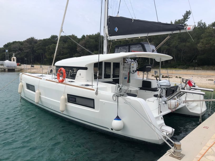 Rogoznica Catamaran 6 cabin 12 berths 12 guests 11.74 m Listing Number: #11895 3