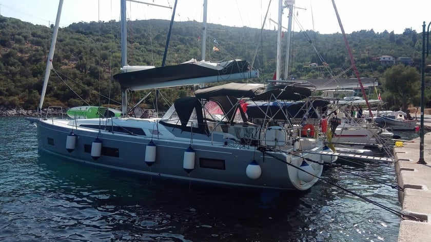 Volos Yelkenli 5 kabin Konaklama 10 kişi Seyir 10 kişi 14.5 m İlan No: #11897 4