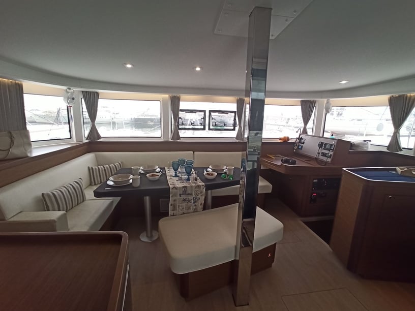 Athens Catamaran 6 cabin 10 berths 10 guests 12.8 m Listing Number: #11899 4