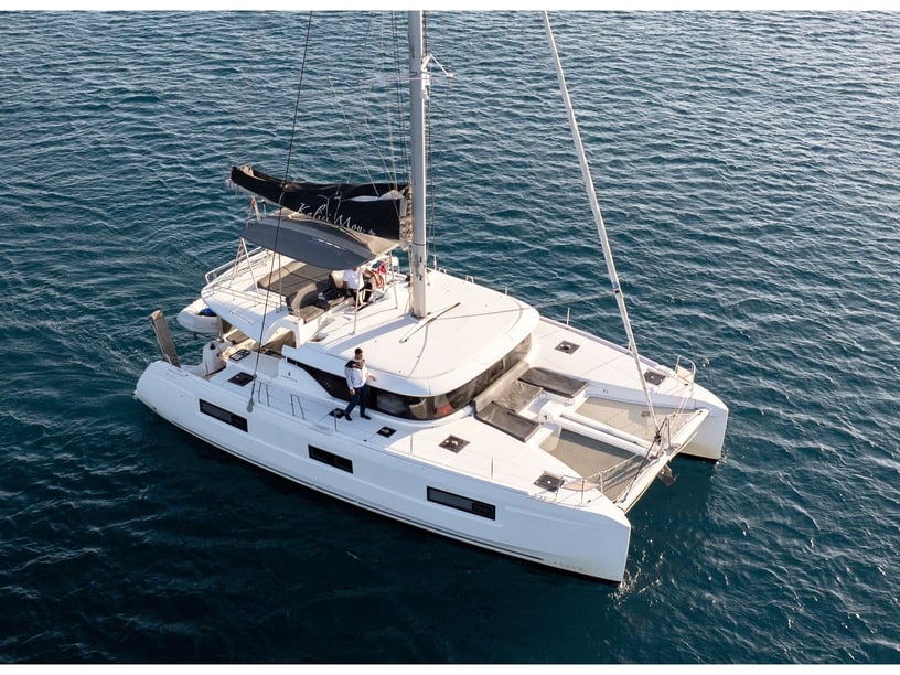 Paros Katamaran 6 kabin Konaklama 10 kişi Seyir 12 kişi 13.99 m İlan No: #11902 2