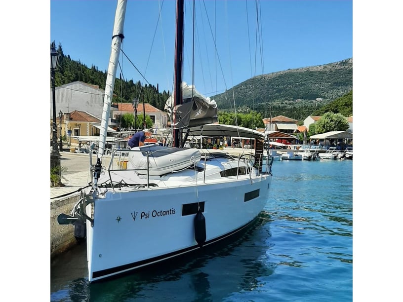 Preveza Sailboat 3 cabin 8 berths 8 guests 12.35 m Listing Number: #11907