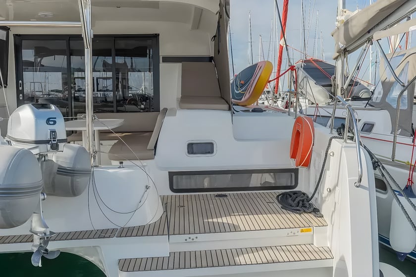 Piso Livadi Catamaran Cabine 4  11  slaapplaatsen 11  gasten 12.8 m Lijstnummer: #11925 3