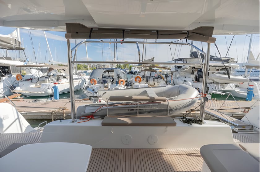 Piso Livadi Catamaran Cabine 4  11  slaapplaatsen 11  gasten 12.8 m Lijstnummer: #11925 4