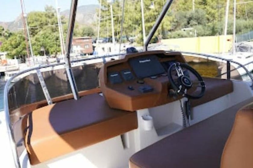 Marmaris Catamaran 3 cabin 6 berths 6 guests 48 ft Listing Number: #11971 4