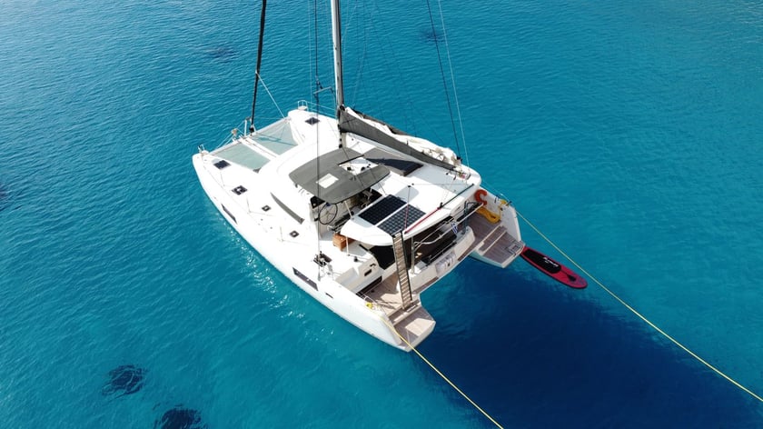 Tourlos Catamaran 4 cabin 8 berths 12 guests 12.94 m Listing Number: #11978 3