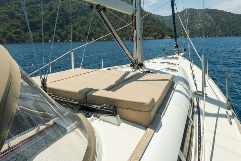 Yesilkoy Sailboat 3 cabin 6 berths 6 guests 14.75 m Listing Number: #12233 5