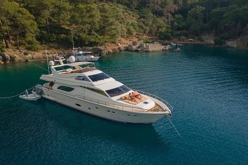 Kekova Yacht à moteur Cabine 3  Couchettes 6  Invités 6  25 m Numéro de l'annonce: #12277 5