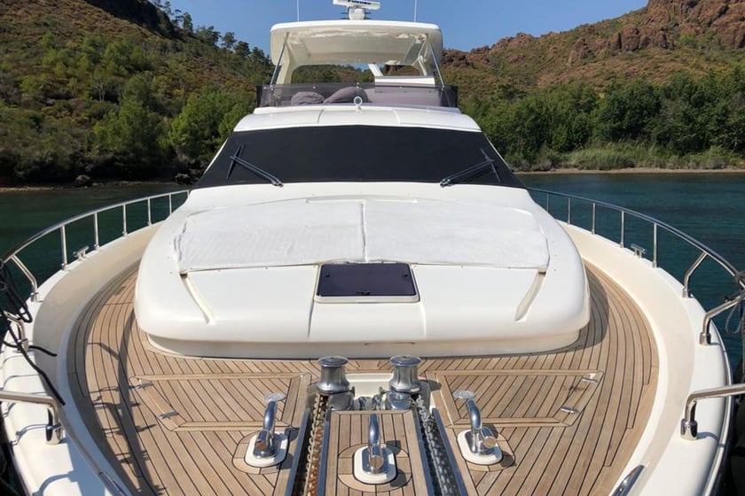 Bodrum Yacht a motore cabina 4  cuccette 8  8  ospiti 26 m Numero dell'inserzione: #12396 2