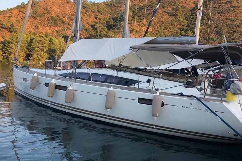 Marmaris Zeilboot Cabine 3  6  slaapplaatsen 6  gasten 16.1 m Lijstnummer: #12471
