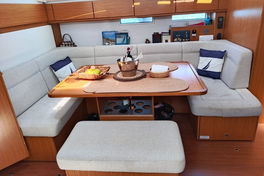 Gocek Zeilboot Cabine 3  6  slaapplaatsen 6  gasten 46 ft Lijstnummer: #12472 5
