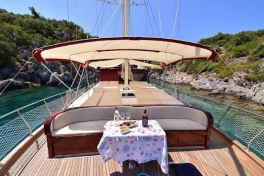 Göcek Gulet 3 kabin Konaklama 6 kişi Seyir 6 kişi 16 m İlan No: #12477 4