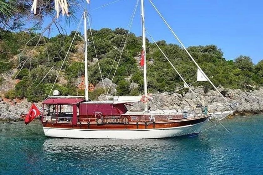 Göcek Gulet 3 kabin Konaklama 6 kişi Seyir 6 kişi 16 m İlan No: #12477 3
