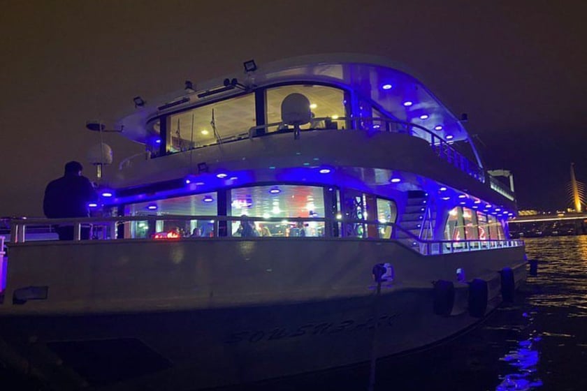 Eminonu Motoryacht 3 Kabine  150 Gäste 24 m Nummer des Inserats: #12512 3