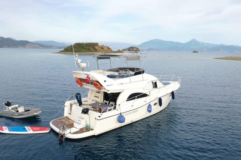 Gocek Yacht à moteur Cabine 2  Couchettes 4  Invités 7  14 m Numéro de l'annonce: #12525 3